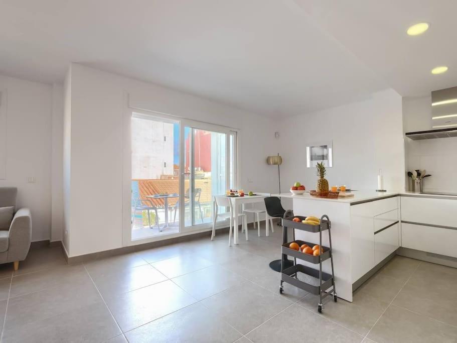 Bonito Apartamento 2 Minutos De La Playa Фуэнхирола Экстерьер фото