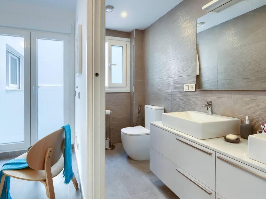 Bonito Apartamento 2 Minutos De La Playa Фуэнхирола Экстерьер фото