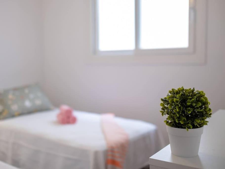 Bonito Apartamento 2 Minutos De La Playa Фуэнхирола Экстерьер фото