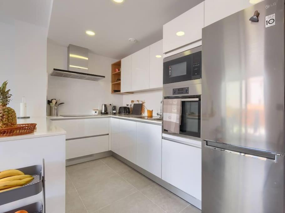 Bonito Apartamento 2 Minutos De La Playa Фуэнхирола Экстерьер фото