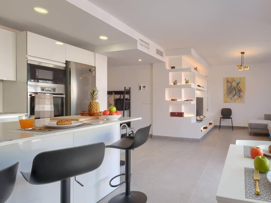 Bonito Apartamento 2 Minutos De La Playa Фуэнхирола Экстерьер фото